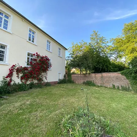 Schloss *