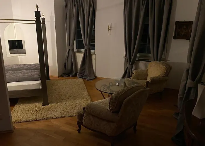 Schloss Hotel Hainfeld